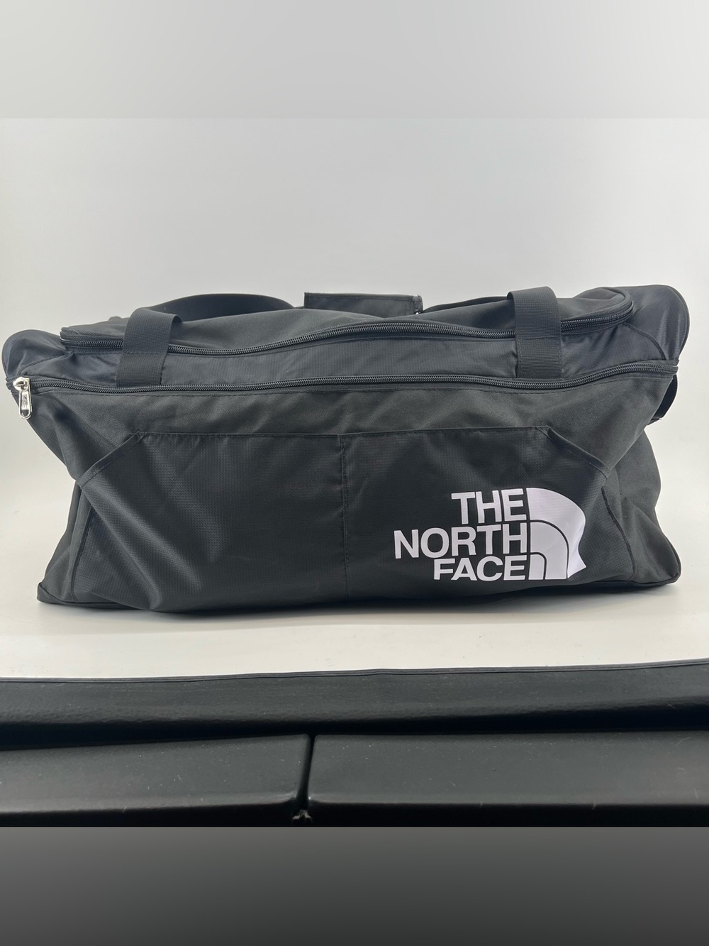 The North Face Gym Duffle Bag 24” X 12” X 12” Black Softshell Broken Zipper Pull